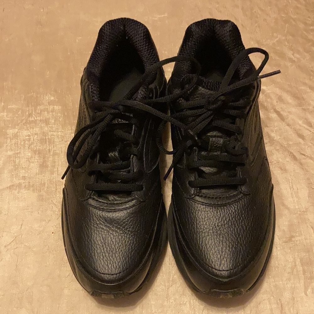 Brooks Addiction Walker Sneakers View 2